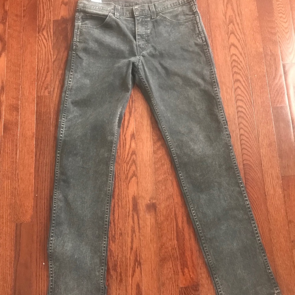 32x32 Gray Acid wash Levi’s Jeans